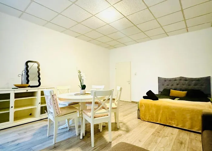 Modern 2br For 5 People With The Center