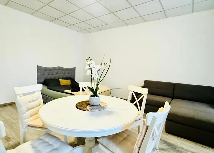 Апартаменты Modern 2br For 5 People With The Center *