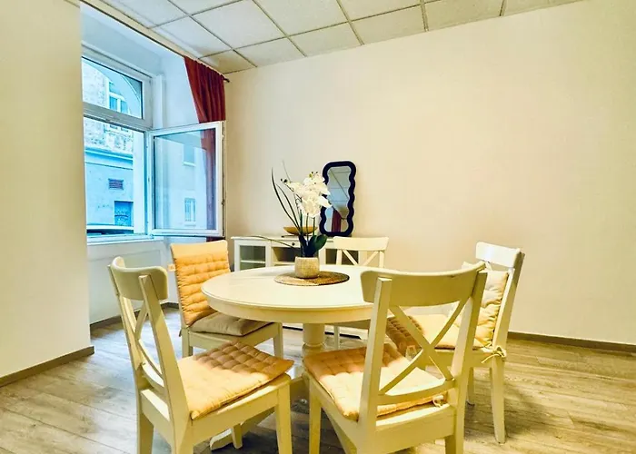 Modern 2br For 5 People With The Center Апартаменты Вена