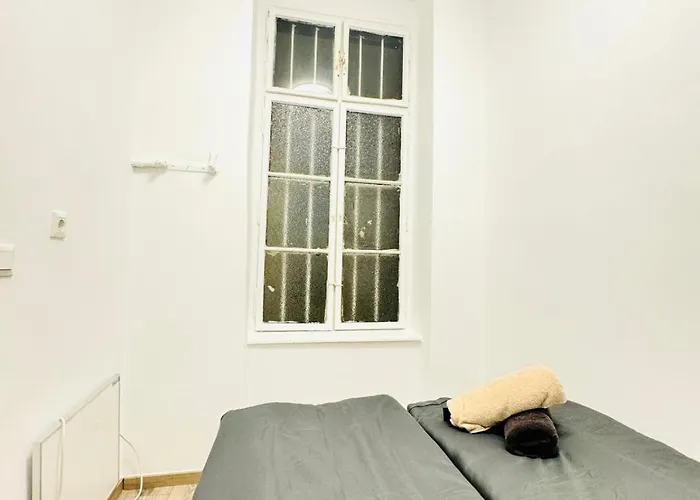 Modern 2br For 5 People With The Center