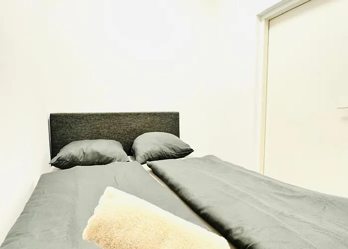 Modern 2br For 5 People With The Center فيينا