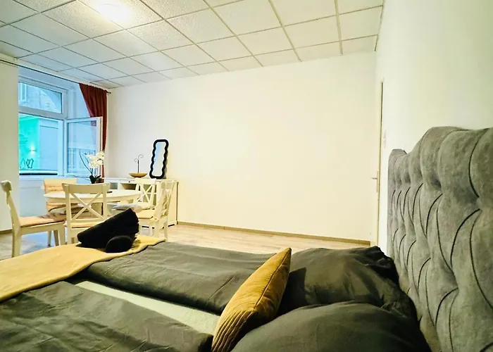 Modern 2br For 5 People With The Center *