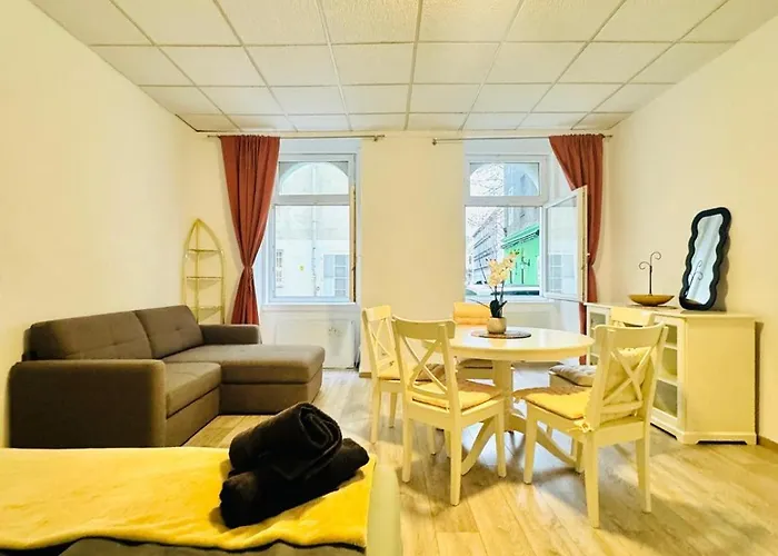 Modern 2br For 5 People With The Center Апартаменты Вена