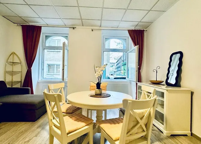 Modern 2br For 5 People With The Center * Вена