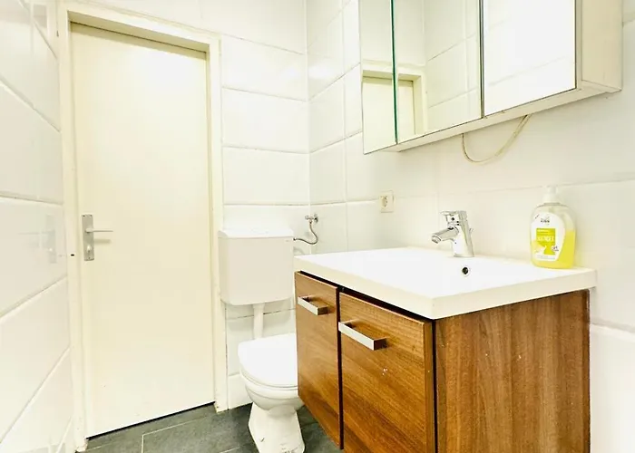 Modern 2br For 5 People With The Center Апартаменты